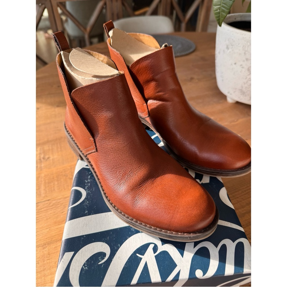 Lucky Brand - LK-Nightt Bootie - Size 8